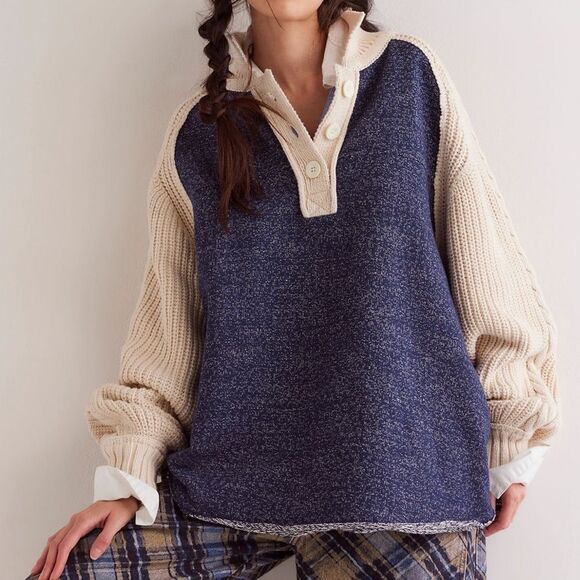 Free People Navy and Cream Knit Top - Picture 1 of 7